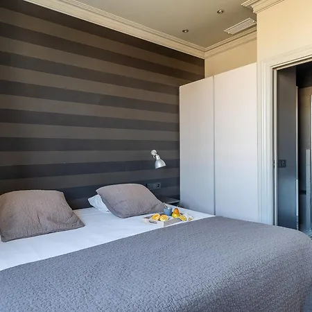Ab Casa Saltor Two * برشلونة