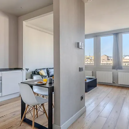 Ab Casa Saltor Two برشلونة